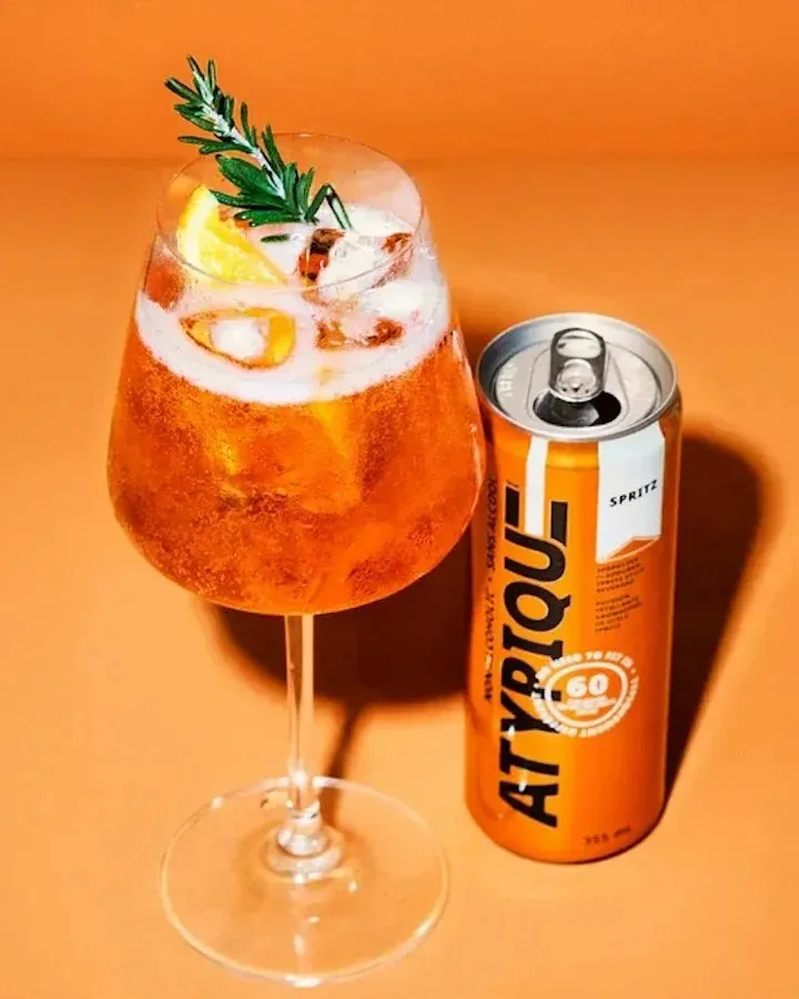 Campagne des mocktails Atypique - visuels colorés des saveurs en mix-média